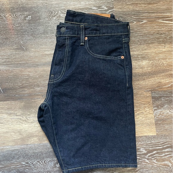 LEVIS jean shorts 32 NWT - Picture 3 of 7